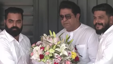 MNS activists seatbelt rule 