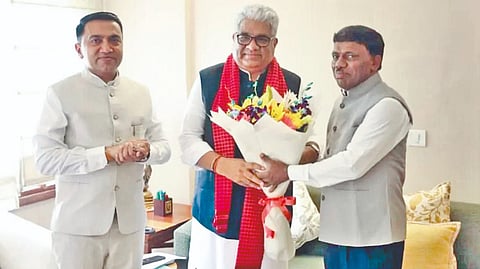cm pramod sawant speaker tawadkar meet minister bhupender yadav delhi