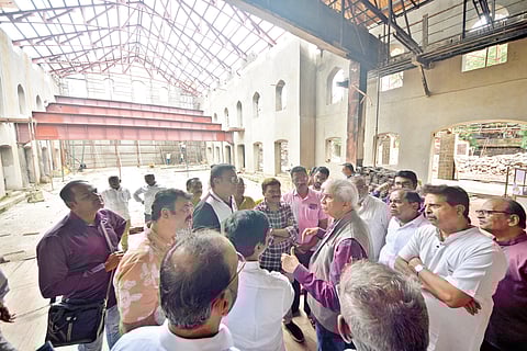 veteran-director-dr-jabbar-patel-advises-on-theatre-revamp