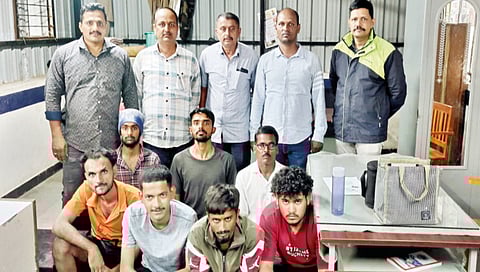 Raids on three gambling dens in Ichalkaranji