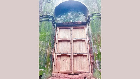 Vijaydurg Fort Gates Removal