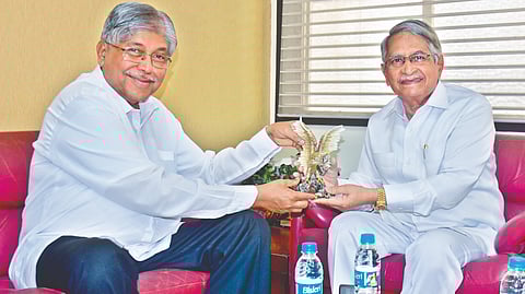 credit-for-circuit-bench-goes-to-dr-pratapsinh-jadhav-says-Minister-Chandrakant-Patil