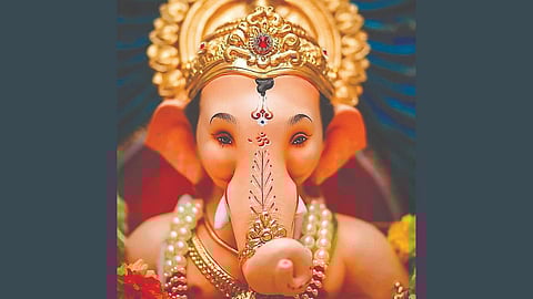 Pen Ganpati idol