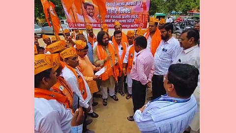 Shiv Sena Thackeray Protest