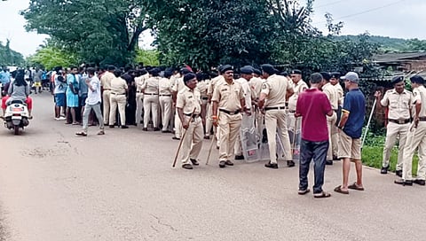 Forest villagers oppose survey