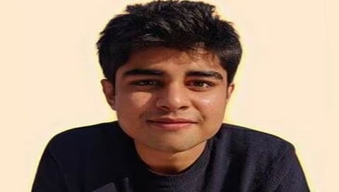 startup-greptile-ceo-announces-1-5-crore-salary-for-freshers