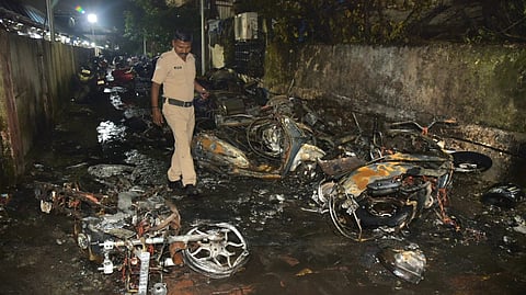 Dadar Terminus fire |