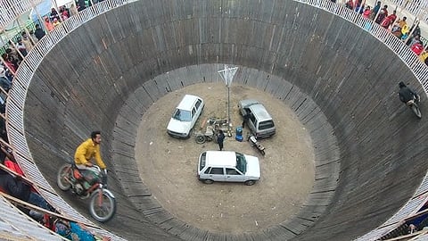   Kej Motorcycle Crash 