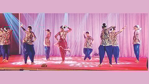 Chimni Pakhar Tarka Show 