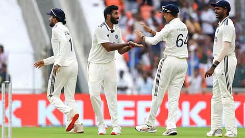 Jasprit Bumrah Record : बुमराहने अनोखे ‘अर्धशतक’, श्रीनाथ यांना टाकले मागे; कपील देव यांच्या विक्रमाशी बरोबरी