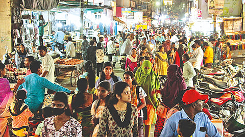 Diwali 2025: तेजोमय दीपोत्सवास प्रारंभ