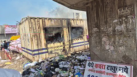 Diva railway station fire