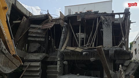 Pune illegal Demolition : १३ हजार ५०० फूट अनधिकृत बांधकामांवर हातोडा