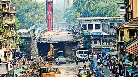 Elphinstone construction impact