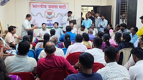 गुर्ला भाजपातर्फे  दिलीप गिरप यांच्या नावावर शिक्कामोर्तब 