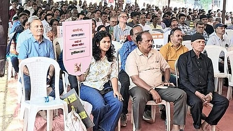Pagdi tenants protest