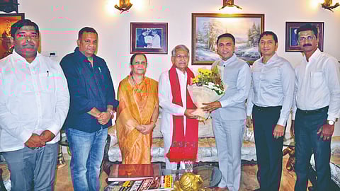 Dr. Pratapsinh Jadhav felicitated by Dr. Sawant on the occasion of Sahasrachandradarshan ceremony