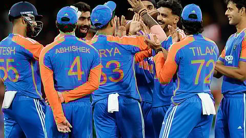 Team India T20 : द. आफ्रिकेविरुद्धच्या टी-२० मालिकेसाठी भारतीय संघ जाहीर! हार्दिक पंड्या-शुभमन गिलचं पुनरागमन 
