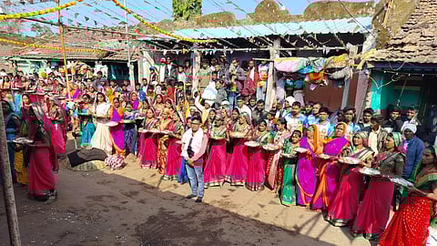 Dhule Pimplaner Dongryadev Utsav : डोंगऱ्यादेव उत्सवाची भक्तिमय वातावरणात सांगता