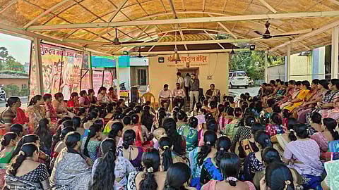 Airport naming movement