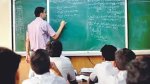 Salary delay Palghar teachers