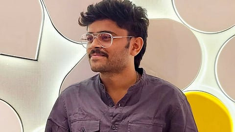 Chhatrapati Sambhajinagar : काळजाला चटका! वैजापूर-गंगापूर रस्त्यावर भरधाव कारची दुचाकीला धडक; तरुण जागीच ठार