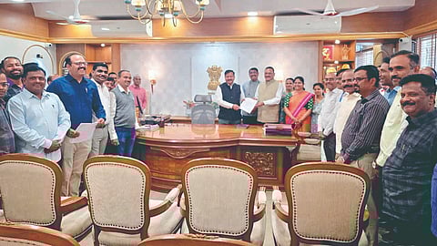 Satara News: जिल्ह्यात महसूल विभागाचे काम ठप्प 