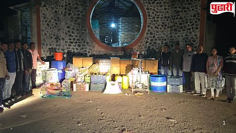 Dhule  excise department attack 