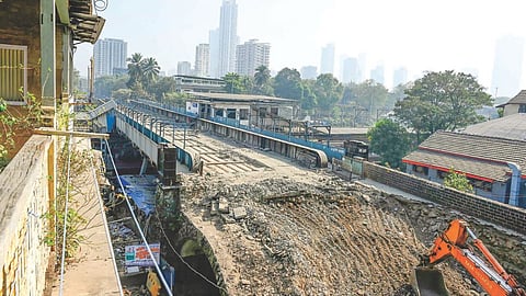 Elphinstone Bridge demolition