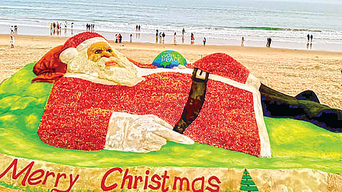 World's largest Santa Claus