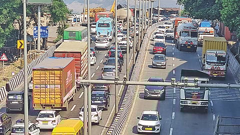 Mumbai Pune Expressway traffic jam