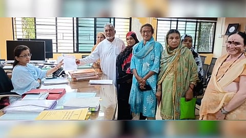 Nandurbar News : नंदुरबार शहरातील अतिक्रमित घरांना सिटीसर्वे लागू करा; बेघर संघर्ष समितीची मागणी