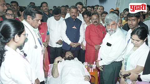 Eknath Shinde Blood Donation