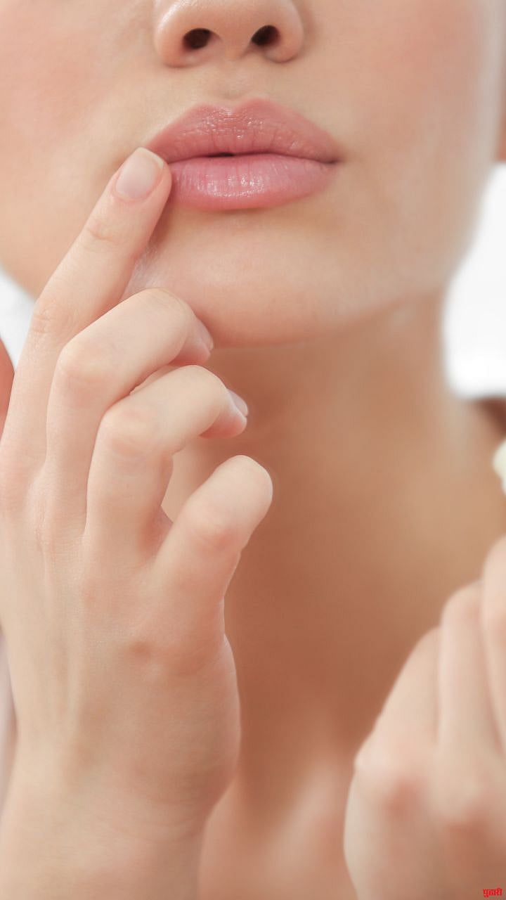 https://media.assettype.com/pudharinews%2F2026-01-05%2Fyf3kxot9%2FWinter-Lip-Care-Tips-8.jpg?auto=format%2Ccompress&fit=crop&h=675&rect=0%2C16%2C720%2C405&w=1200