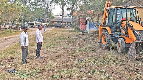 Hadgaon Civic Issues