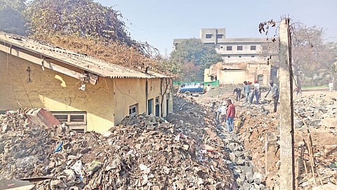 Nekenur Electricity Office