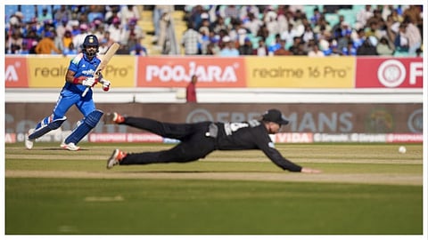 IND vs NZ Score : भारताचे न्यूझीलंडसमोर 285 धावांचे लक्ष्य, संकटमोचक केएल राहुलचे दिमाखदार शतक