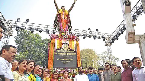 Mumbai Mayor political controversy