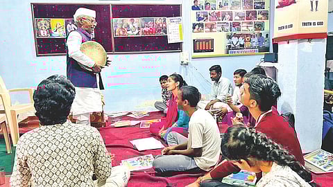 Folk art for social reform