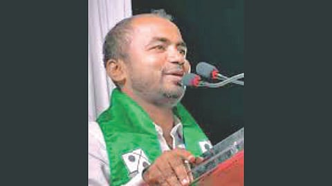 Marathi leader in AIMIM BMC