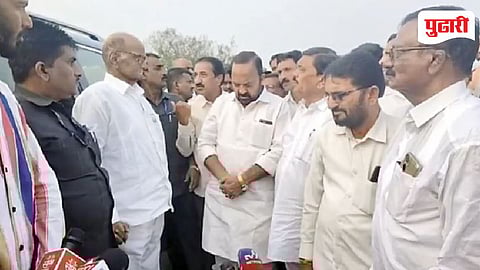 Nira River Pollution: दुःखाच्या क्षणातही शेतकऱ्यांच्या प्रश्नासाठी मैदानात; शरद पवारांची निरा नदी प्रदूषणाची पाहणी