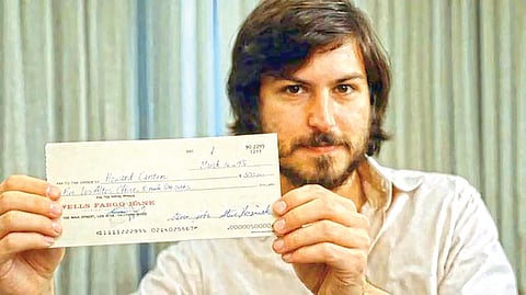 Apple old check auction