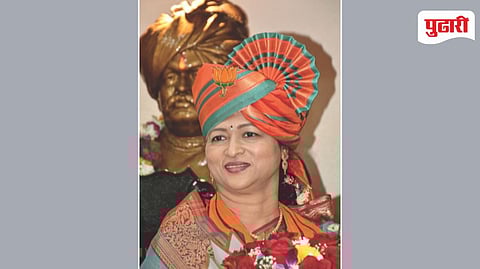 कोल्हापूर महानगरपालिकेच्या महापौरपदी भाजपच्या रूपाराणी निकम यांची, तर उपमहापौरपदी जनसुराज्य शक्ती पक्षाचे अक्षय जरग यांची बहुमताने निवड झाली. निकम आणि जरग यांच्या निवडीने कोल्हापूरच्या इतिहासात प्रथमच महायुतीचा झेंडा फडकला आहे.