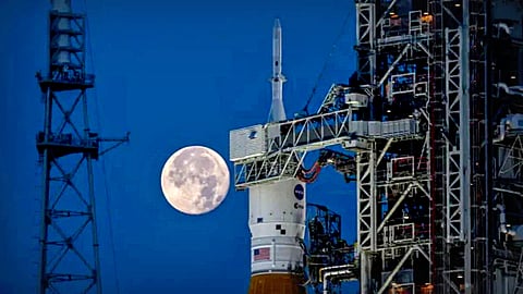 Nasa artemis 2 mission moon | 
