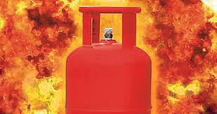 Cylinder blast compensation: