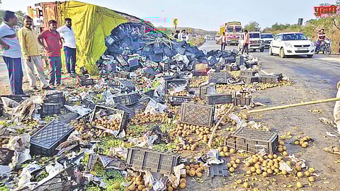 Fruits truck accident