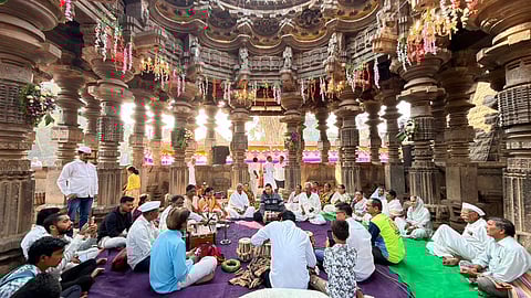 Khidrapur mahashivaratri 2026: हर हर महादेव… जय भोलेनाथ...; खिद्रापूरच्या कोपेश्वर मंदिरात अखंड जयघोषात महाशिवरात्री साजरी