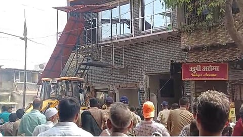 illegal construction demolition Mumbai