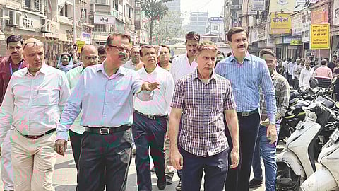 Anti-encroachment drive