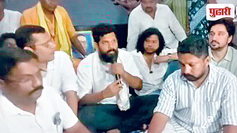 Viresh Borkar Protest Azad Maidan